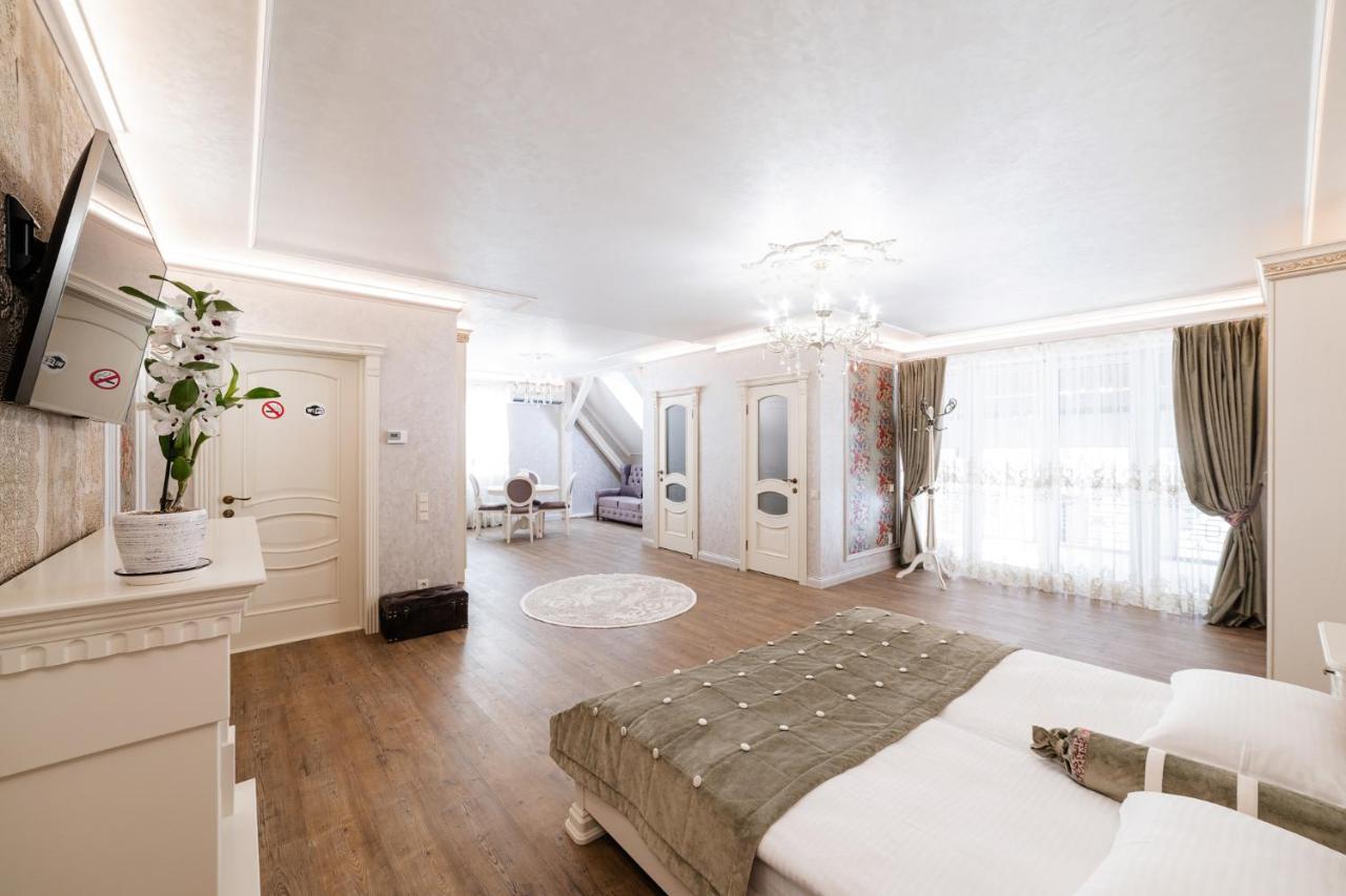 Vip Apartment On Duhnovicha Street .Free Parking. Uzhhorod Luaran gambar