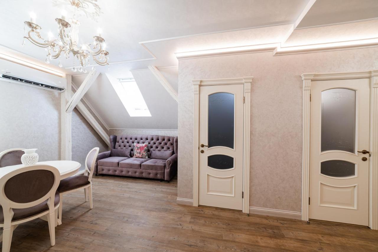 Vip Apartment On Duhnovicha Street .Free Parking. Uzhhorod Luaran gambar