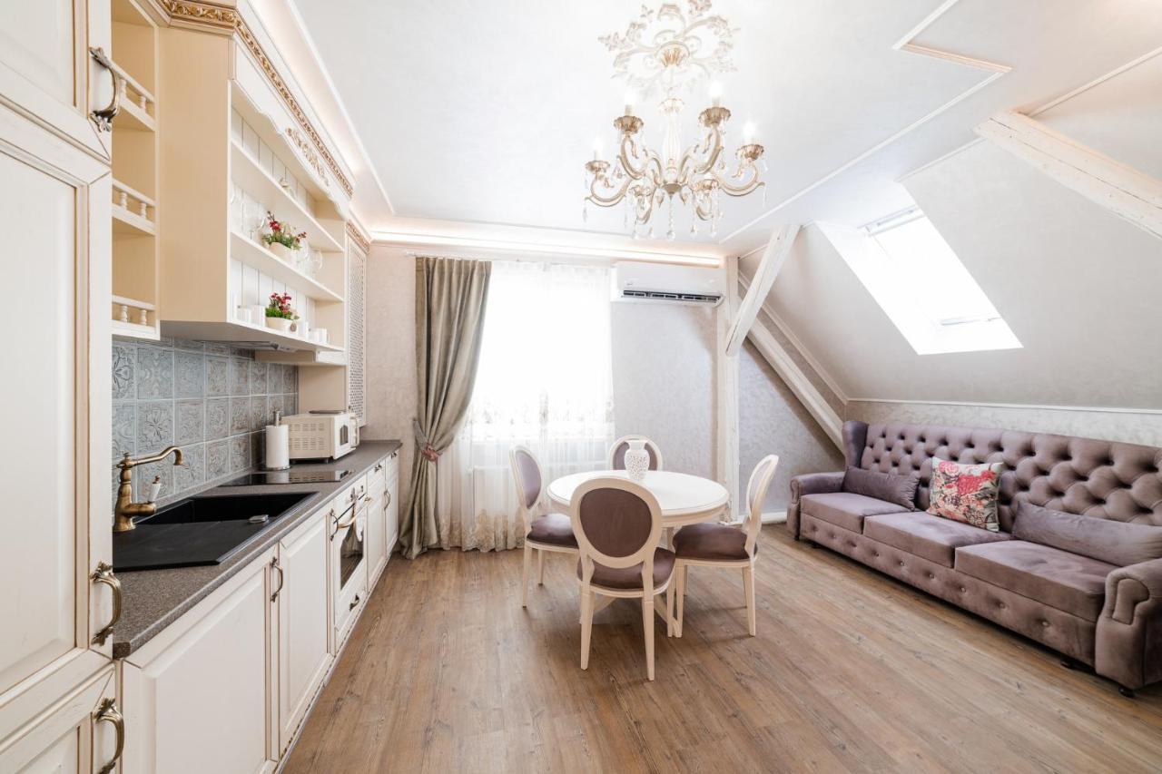 Vip Apartment On Duhnovicha Street .Free Parking. Uzhhorod Luaran gambar